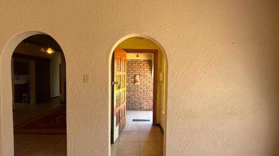 3 Bedroom Property for Sale in Riviera Northern Cape